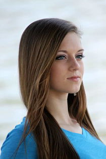 Plump teen girls posing in